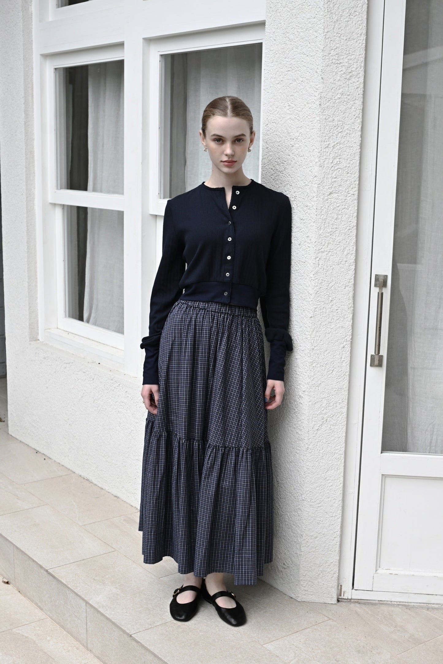 Eyelet cut cardigan / navy