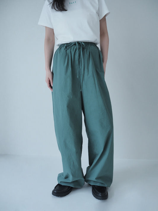 Drawstring parachute cotton pants / Sage