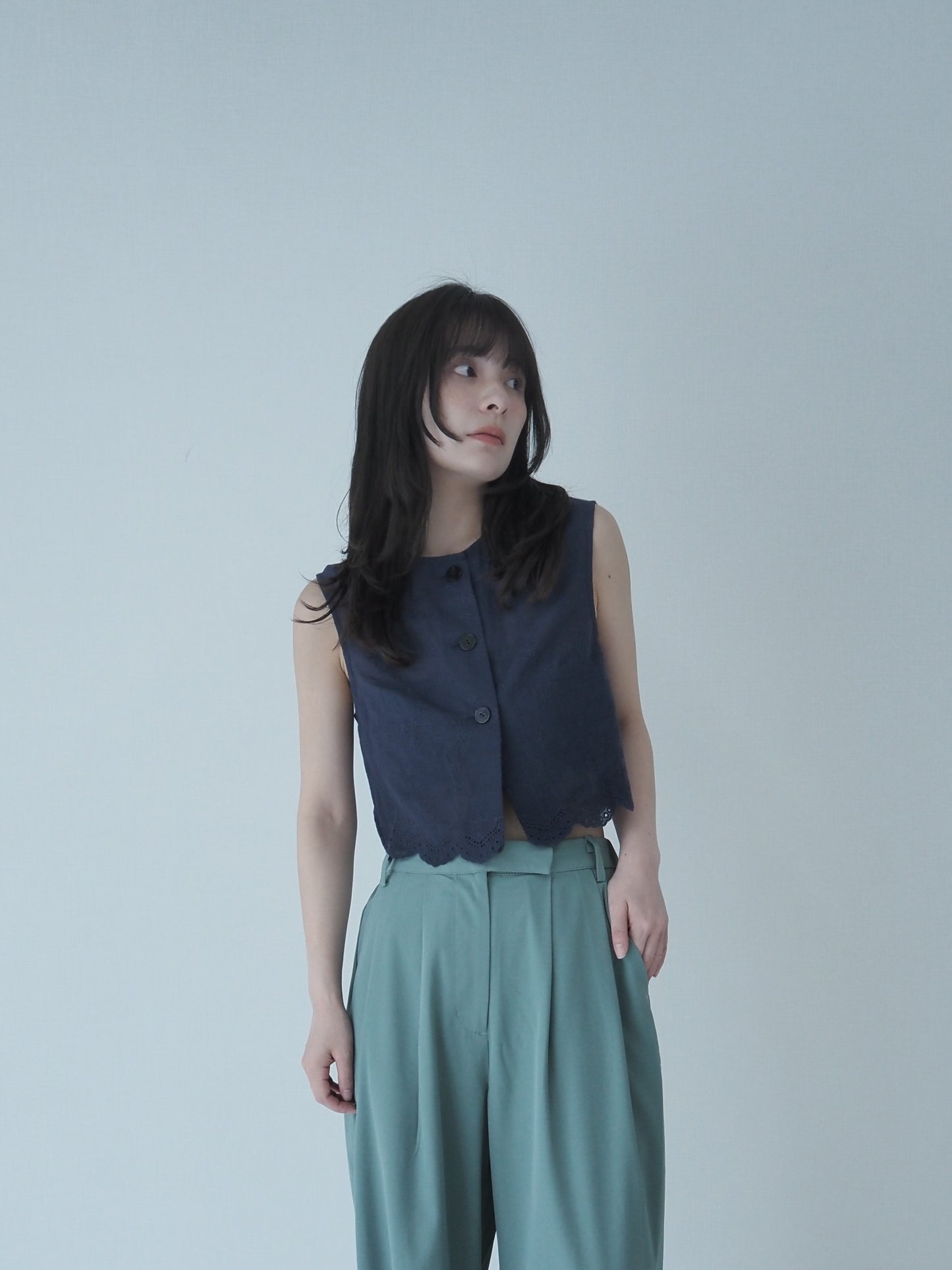 Scallop lace tops / Navy