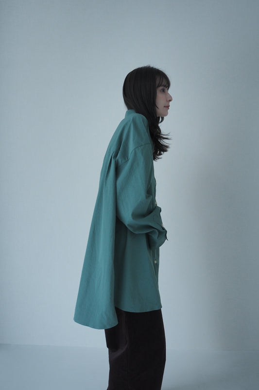 peach skin shirt / green