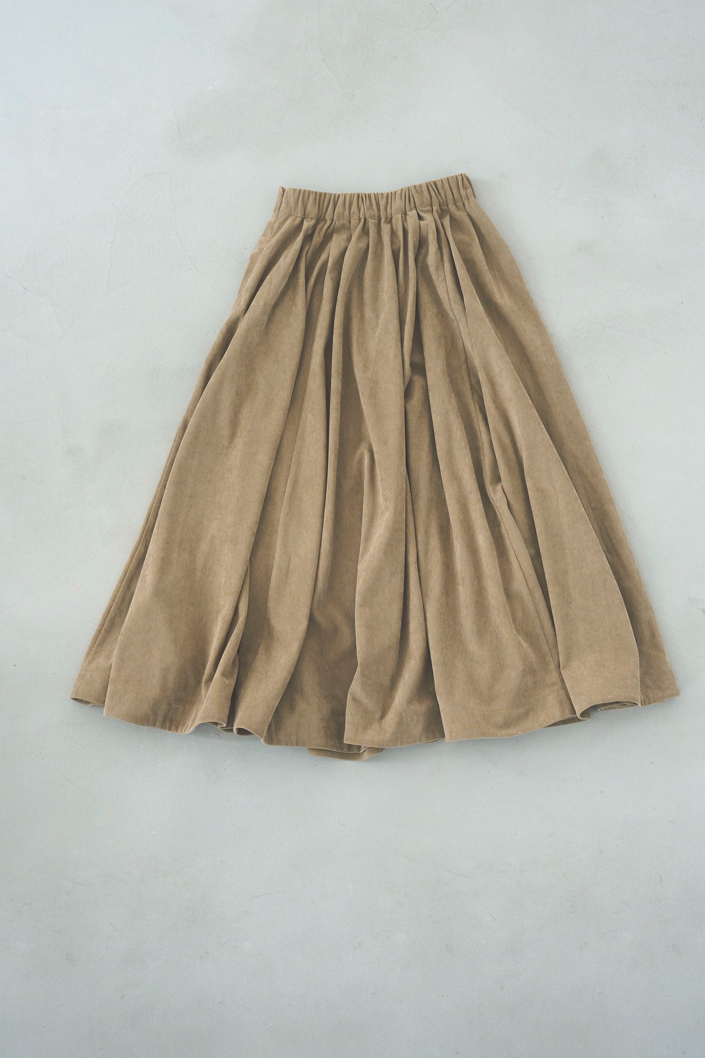 Corduroy flare skirt  /camel