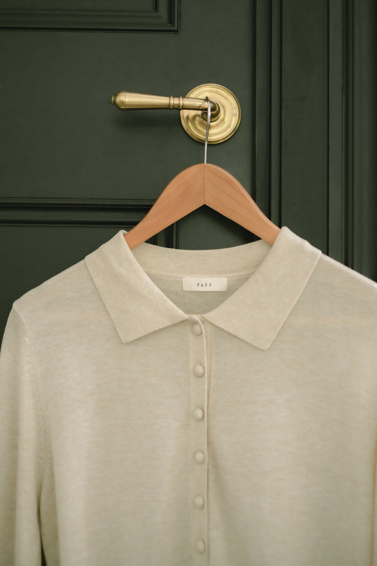 Button-up knit polo cardigan / Beige glitter