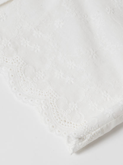 Scallop lace tops / White