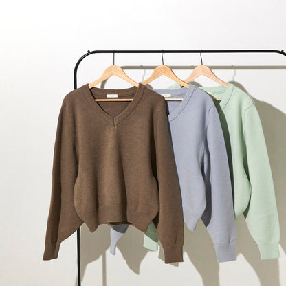 Loose v-neck knit / Blue gray